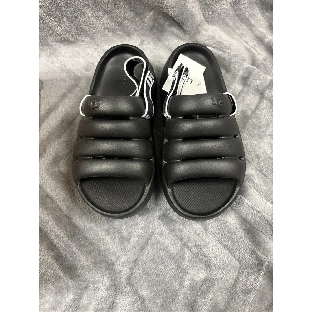 UGG Kids Sport Yeah Sandals Black Unisex Kids Size 1 -Black W/‎ B/W Strap